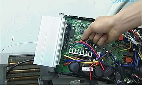 花山美的空调电话是多少